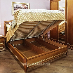 Кровать двойная (1600x2000) с кованым элементом без ножной спинки